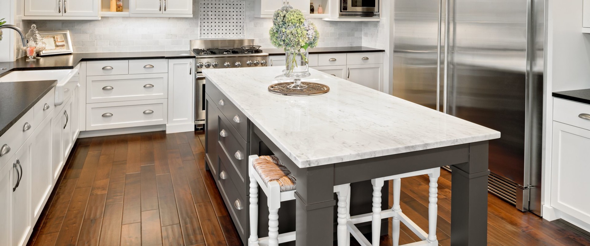 Choosing Countertops and Cabinets: A Guide to Enhance Your Home Remodeling
